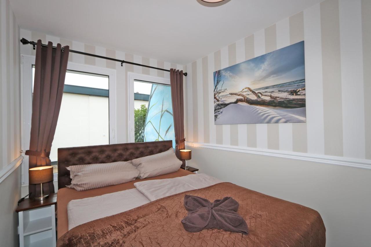 Bungalow-Park Ostseenordstern Wustrow  Bagian luar foto